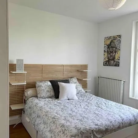 Prázdninový dům Maison Avec Jardin Clos Au Calme -saint Contest